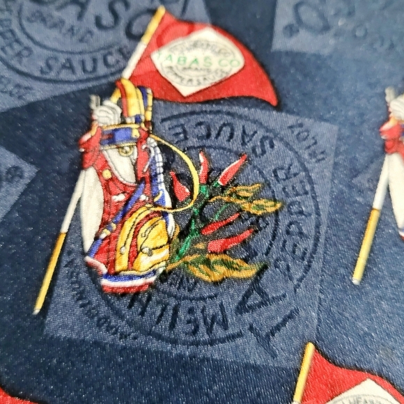 Vintage Tabasco Brand Novelty Silk Tie Chili Peppers Golf Bag Pattern 100% Silk - Picture 2 of 5